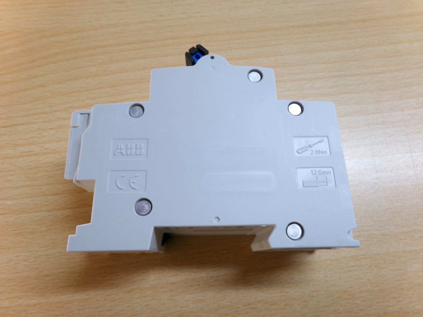 ABB Schalter: FI-LS C13 30mA ABB-smissline – Neu und originalverpackt aus Hombrechtikon von HGK50 5