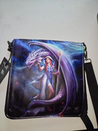 Sac bandoulière Anne Stokes 25cm x 25cm