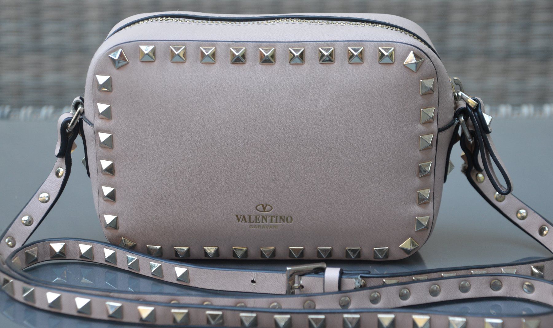 Valentino Borse da donna: Valentino Ruckstud Tasche / sac – Nuovo (secondo la descrizione) da Collonges venduto da Auganien 4