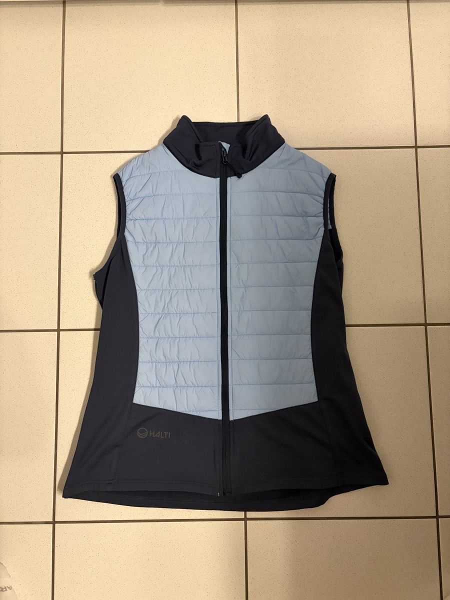 Halti Jacken: TOP 4-Teiliges Halti Skidress – Gebraucht aus Visperterminen von lgresell 4