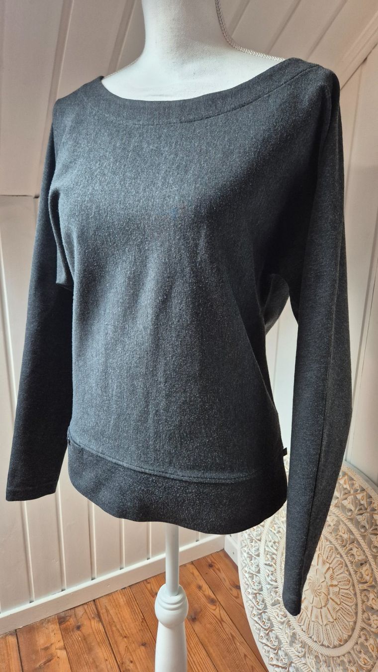 Maglioni & Felpe: MERRELL 🩶  pullover grösse M – Usato da Niederweningen venduto da Obson