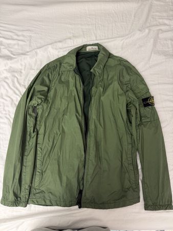 Stone Island Herrenjacke XL – Olivgrün – Sehr gepflegt