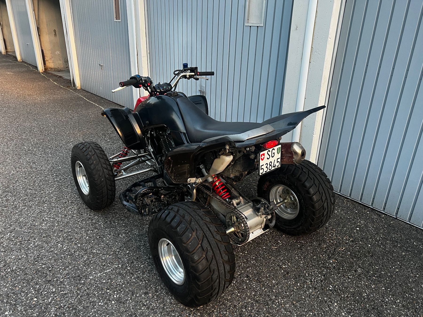 Yamaha ATVs / Quads: Yamaha YFM660R – Gebraucht aus Niederuzwil von  2