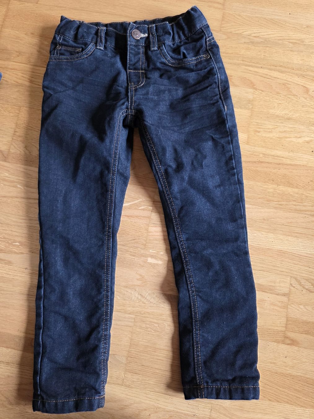 Pantaloni: Kinder Jeans dunkelblau Grösse 116 – Nuovo (secondo la descrizione) da Wädenswil venduto da TanLag 1