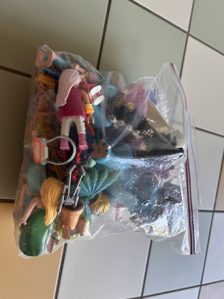 Playmobil Giocattoli: Mischmasch Playmobilzeug – Usato da Zürich venduto da Diekosaken
