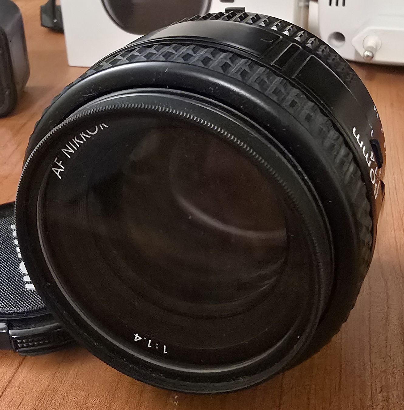 Nikkor Obiettivi: Nikon AF 50mm f1.4 D – Usato da Ostermundigen venduto da hansuelipeterli 1