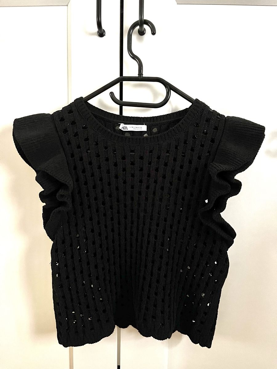 Zara Maglioni & Felpe: Strickoberteil schwarz mit Rüschen – Nuovo (secondo la descrizione) da Rombach venduto da sar_8wqy