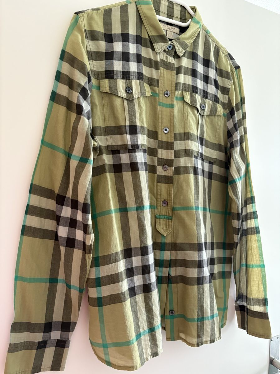 Burberry Camicette: Burberry Brit Hemd grün – Usato da Härkingen venduto da sus_y7s8