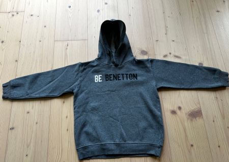 Benetton Kinder Hoodie/ Kaputzenjacke Gr.128/134