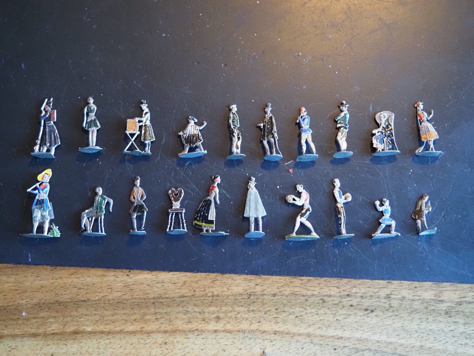 Statuette: Zinnfiguren: Personen – Usato da Schänis venduto da Wewu