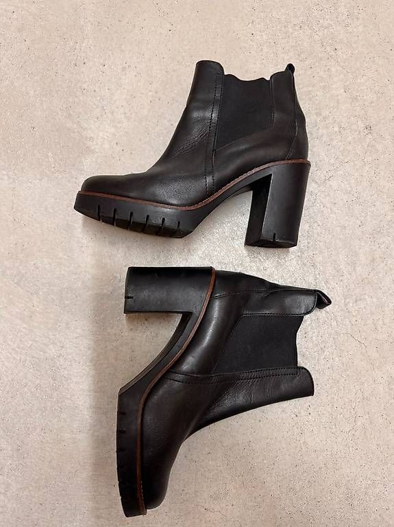 Scarpe da donna: Tommy Hilfiger Stiefeletten Gr. 39 – Usato da Liestal venduto da Schatzsucher90 1