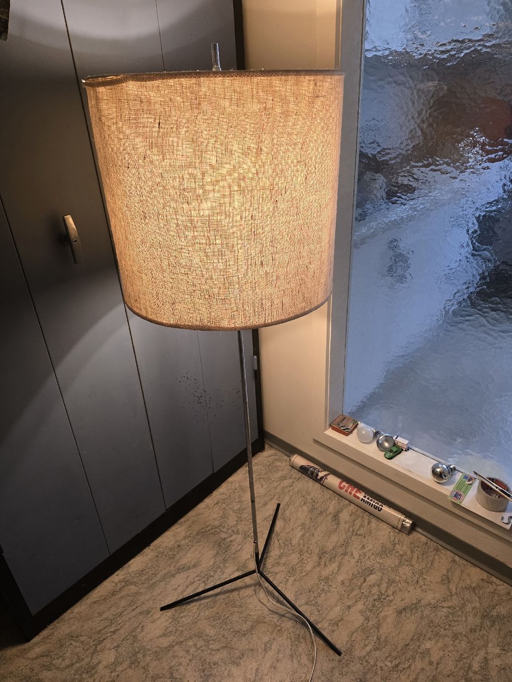 Lampade: Tolle Vintage Stehlampe – Usato da Biel/Bienne venduto da alexriveros2