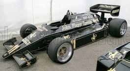 LOTUS 94T RENAULT N 11 MONACO GP 1983 de Angelis 1/18 NEU