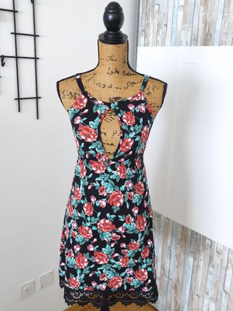 Tezenis Sommerkleid, Blumenmuster, Grösse S, Top Zustand!