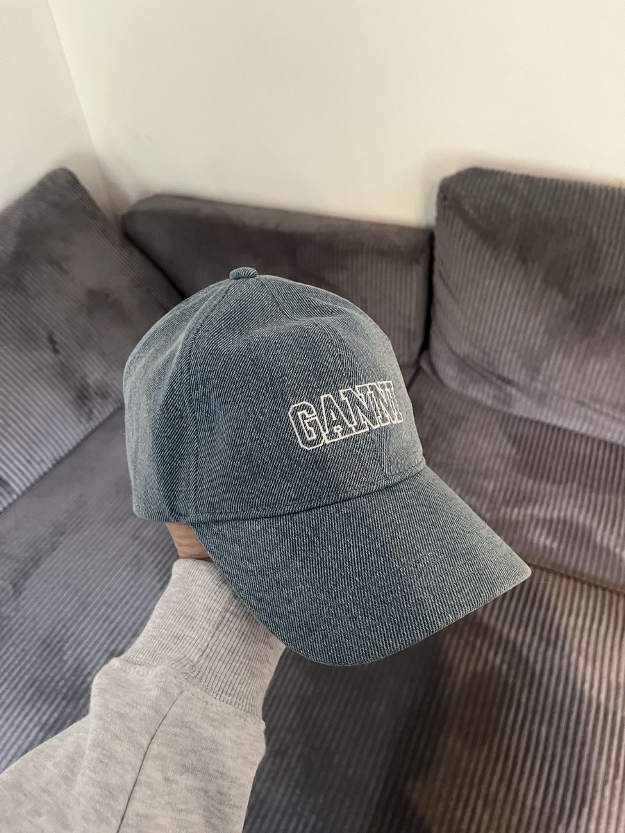 Ganni Copricapi, berretti & cappellini: ganni cap – Nuovo (secondo la descrizione) da Zürich venduto da ssoopphhiiaa