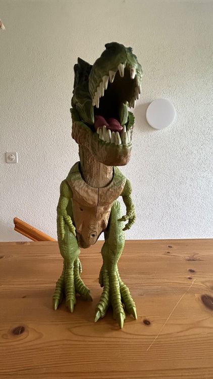 Dinosaurier T-Rex mit Ton und leuchtenden Augen 1