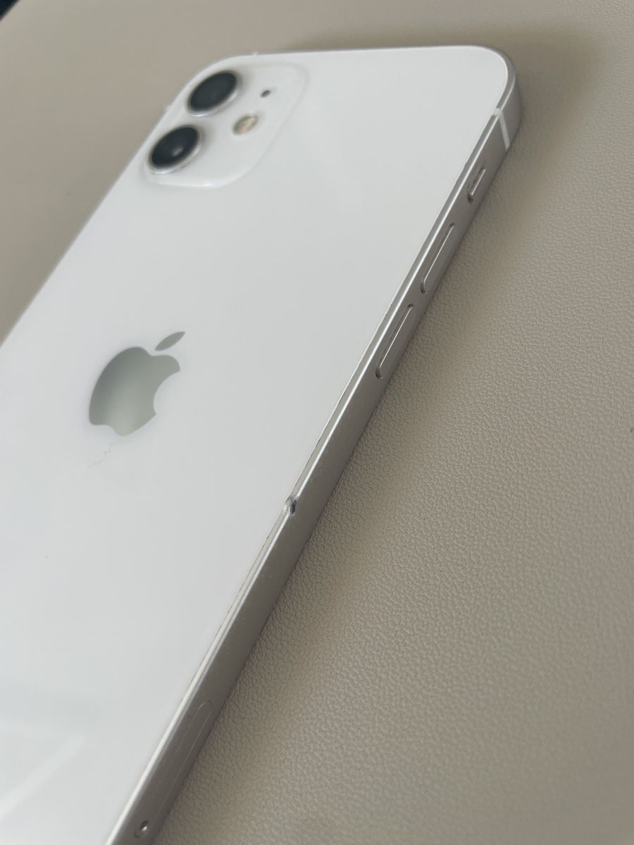 Apple Telefoni cellulari / Smartphones: Apple iPhone 12 mit 128GB – Usato da Steinhausen venduto da Hoelgi 2