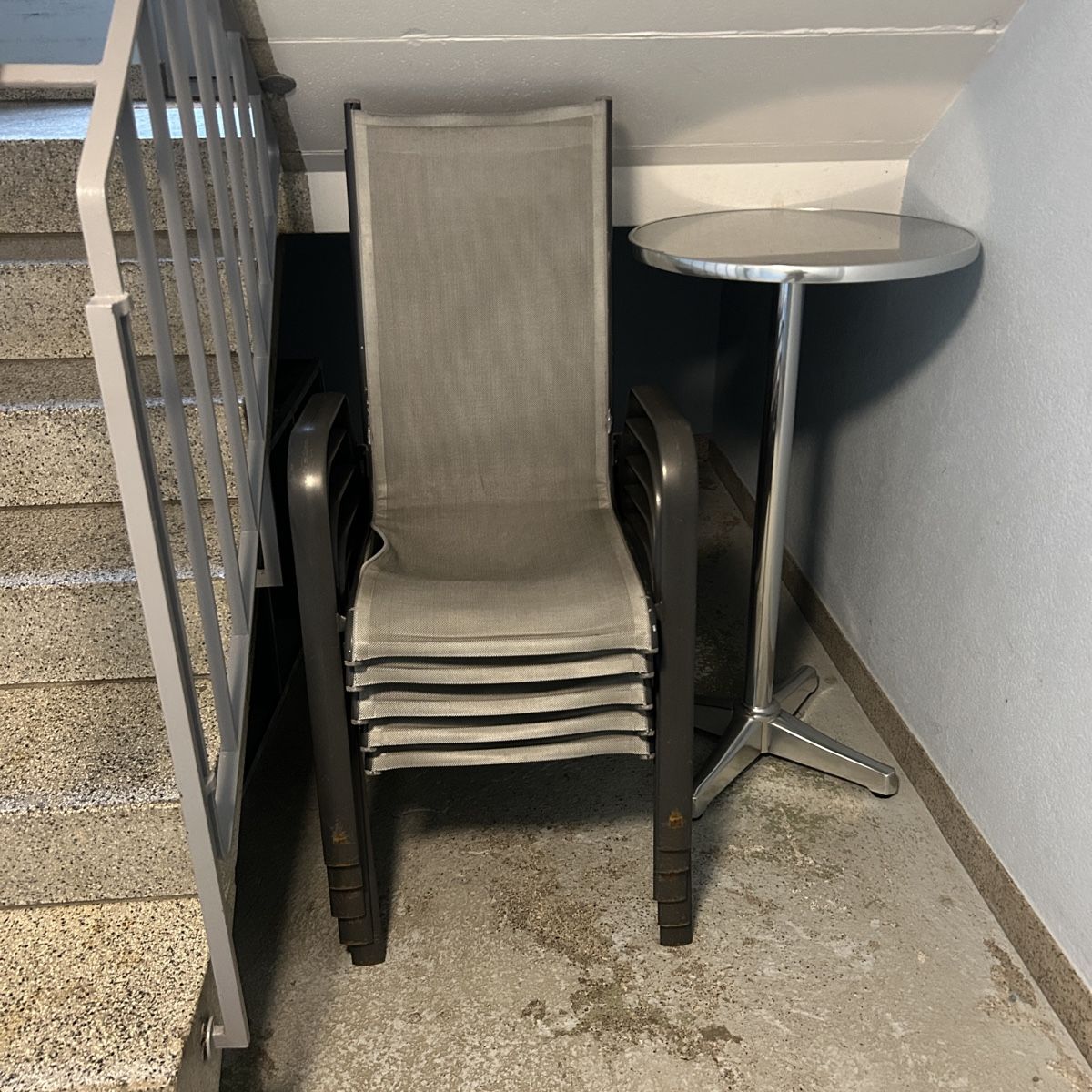Sedie: 5 Stühle / Stuhl – Usato da Zürich venduto da hel_m6sl