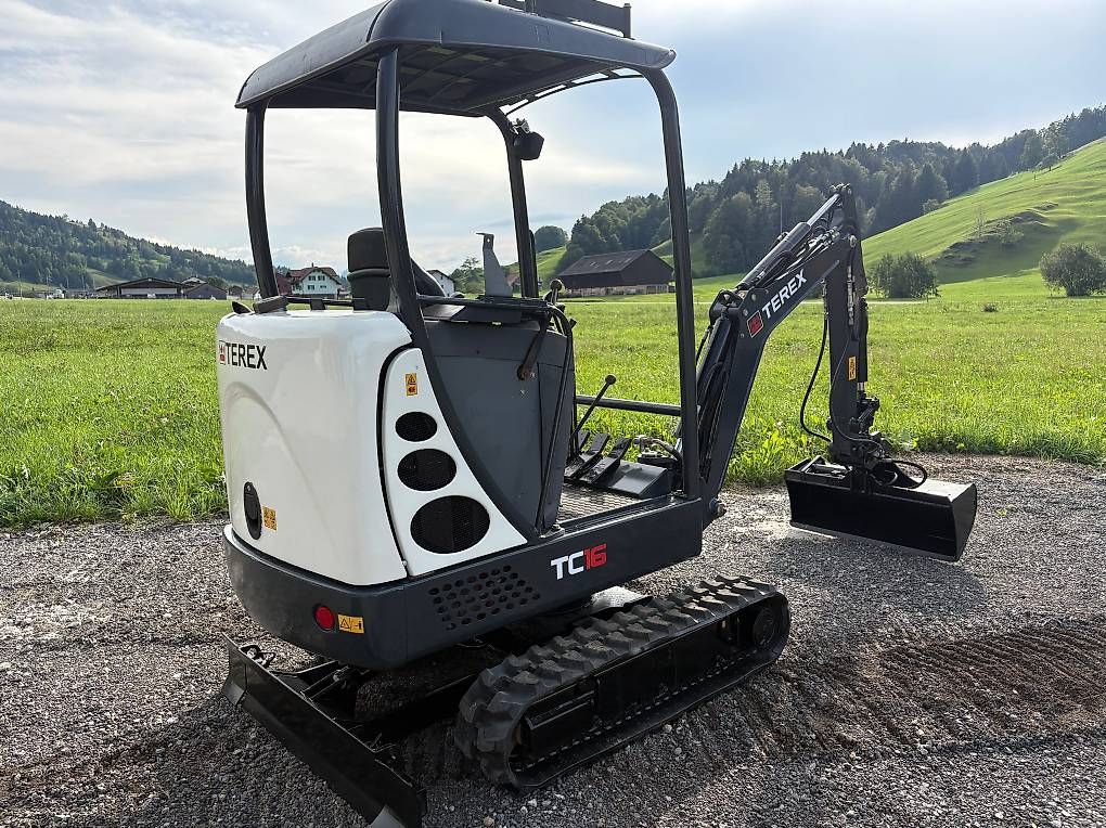 Terex Excavateurs: Terex TC16 Bagger 1.7 To – D'occasion à Rothenthurm par FHS6418 3
