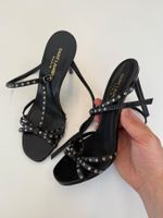 Yves Saint Laurent Sandales Noire (taille- 40)