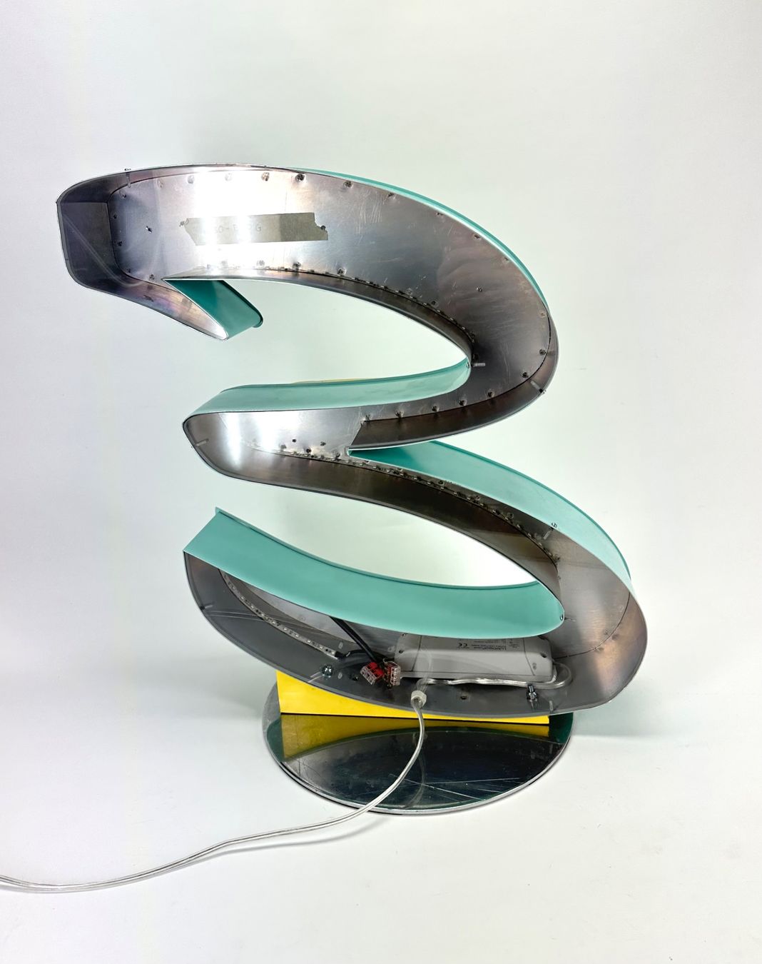 Lampade: grosser Tischlampe Leuchtbuchstabe "E" – Usato da Basel venduto da D.plus 6