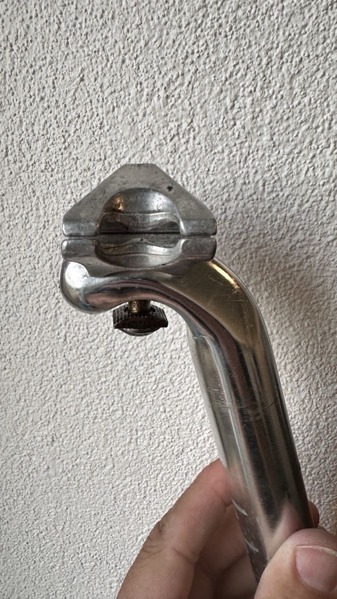 Pezzi di ricambio: Velosattelstütze – Usato da Bern venduto da Stefan_20000