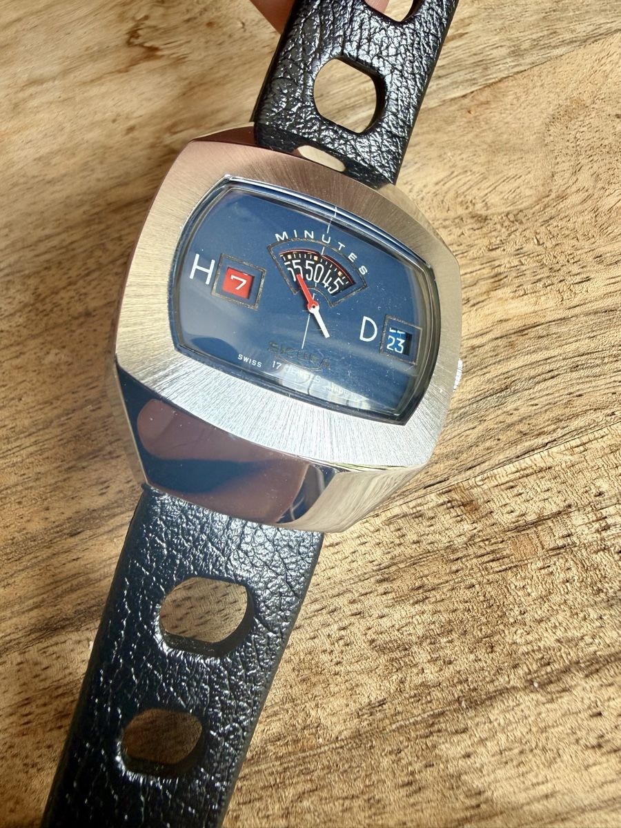 Sicura Orologi: Sicura Jump Hour – Usato da Matzendorf venduto da TITUs_ 5