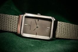 Universal Geneve - Original Vintage Tank Steel Uhr