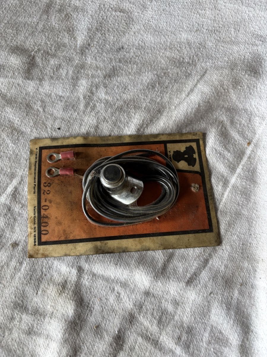 Harley-Davidson Alle Motorradersatzteile: Harley Davidson Hupe Knopf  – Neu und originalverpackt aus Schötz von Harley35 1