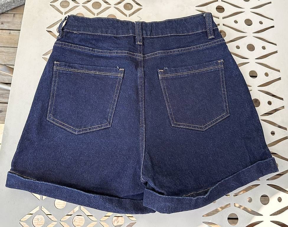 Jeans: Even & Odd Jeansshorts Grösse 34 NEU!!! – Gebraucht aus Merlischachen von tsb-2025 1