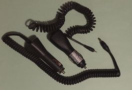 2 verschiedene Nokia Handy-Ladekabel fürs Auto. Praktisch!