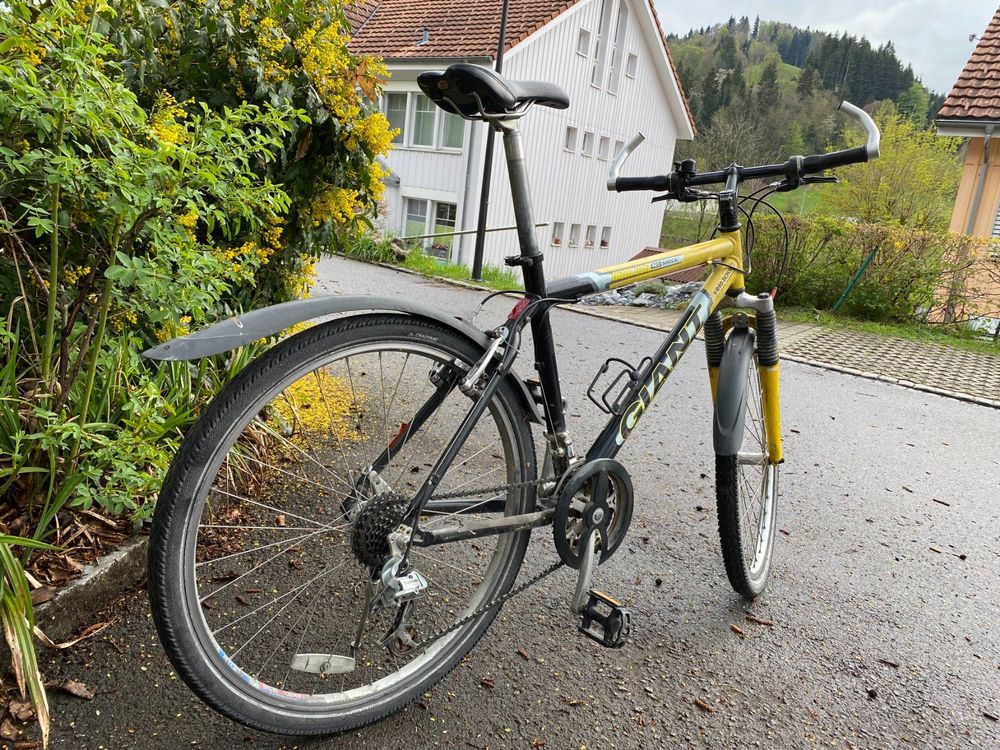 giant boulder alu shock mountain bike