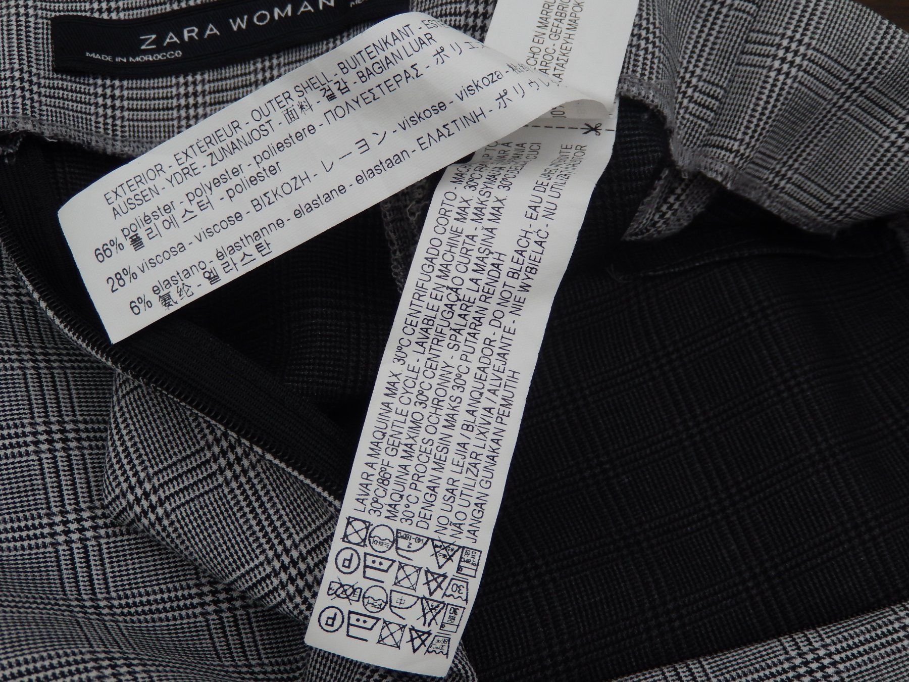 Zara Gonne: ZARA Twist Minirock Gr. XS – Usato da Tuggen venduto da vivira 9
