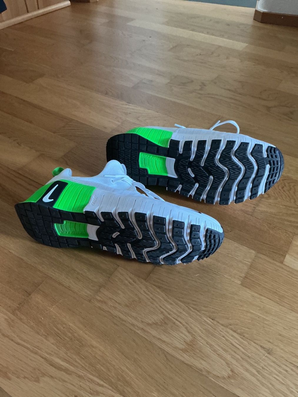 Nike Scarpe da uomo: NIKE FREE METCON 6 – Nuovo (secondo la descrizione) da Chur venduto da Babbadeggl 2