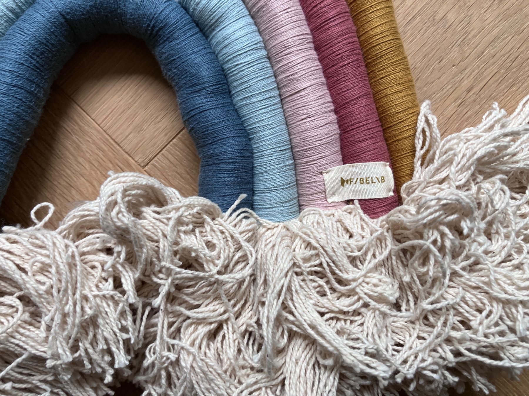 Tutte le decorazioni: Fabelab Regenbogen Makramee Wandbehang Kinderzimmerdeko – Usato da Frauenfeld venduto da andrea211 3