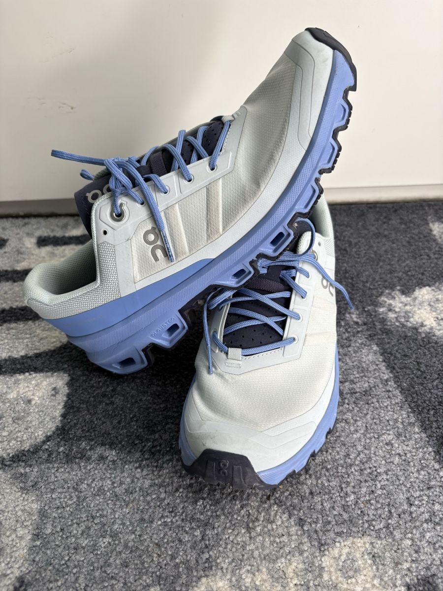 On Scarpe da donna: On Sneaker – Usato da Wiesendangen venduto da ma7_5yqq