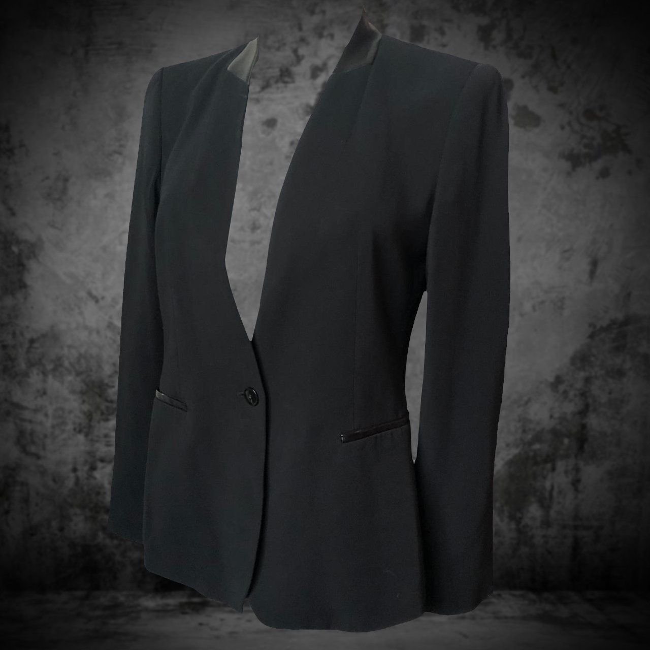 Massimo Dutti Completi & Tailleur: Suit Massimo Dutti Women Black 38 – Usato da Genève venduto da ang_7j7j