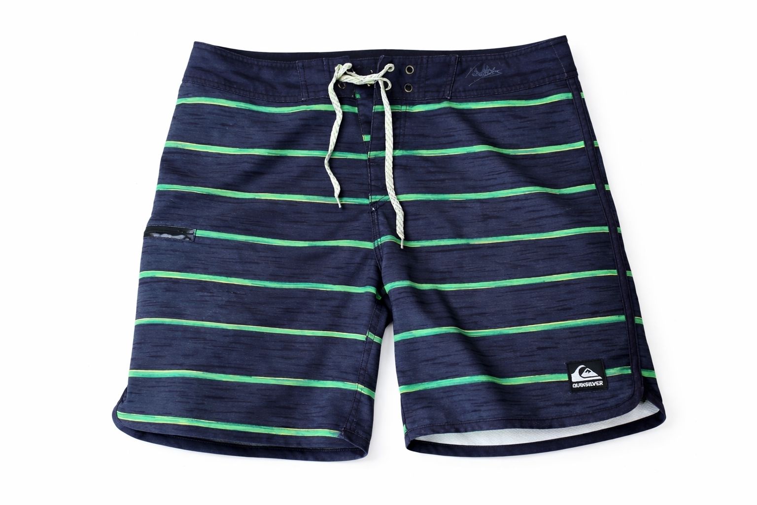 Quiksilver Badehosen: Short de bain Quiksilver rayé, taille 33 – Gebraucht aus Genève von MariaS2