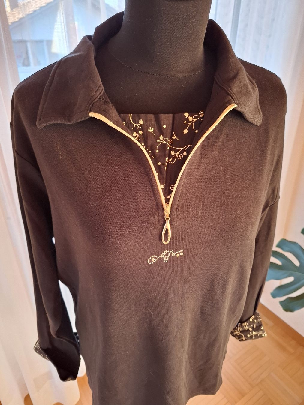 T-shirt: Damen Oberteil Schwarz L XL Zipper basic winter 2000 – Usato da Vinelz venduto da sonnenmond77 6