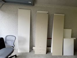 Weißer Schrank Abholen im Embrach