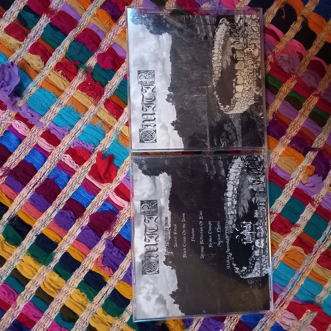 CD: Omitir- old... – Usato da St-Cergue venduto da VeganWarrior