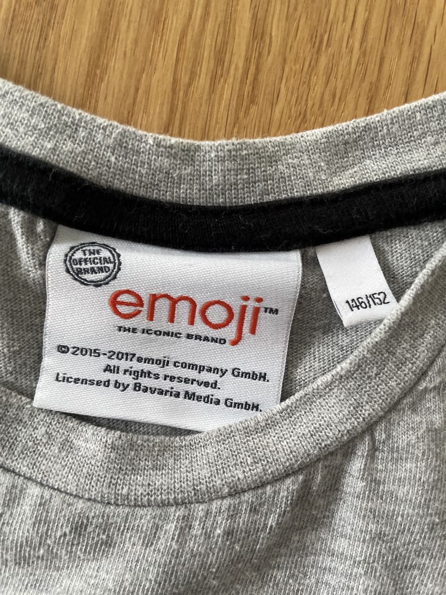 C&A Camicie, T-shirt & Polo: Langarmshirt Emoji 146/152 – Usato da Binningen venduto da Viriatus 2