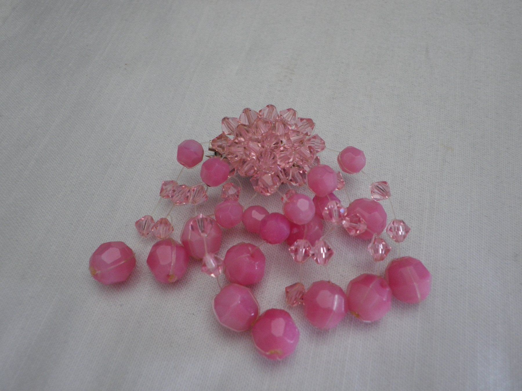 Spille & Fermagli: Flippige Brosche in Rosa – Usato da Reinach BL venduto da Annodomini 1