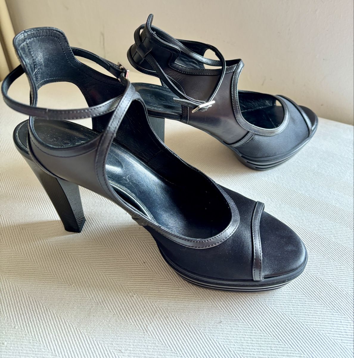 Hogan Damenschuhe: Hogan n.40 decolte – Neu (gemäss Beschreibung) aus Paradiso von fio_mhn6