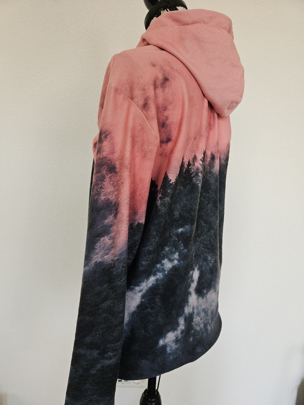 Maglioni & Felpe: Bittersweet Paris Hoodie, Grösse S – Usato da Anwil venduto da tamoos 1