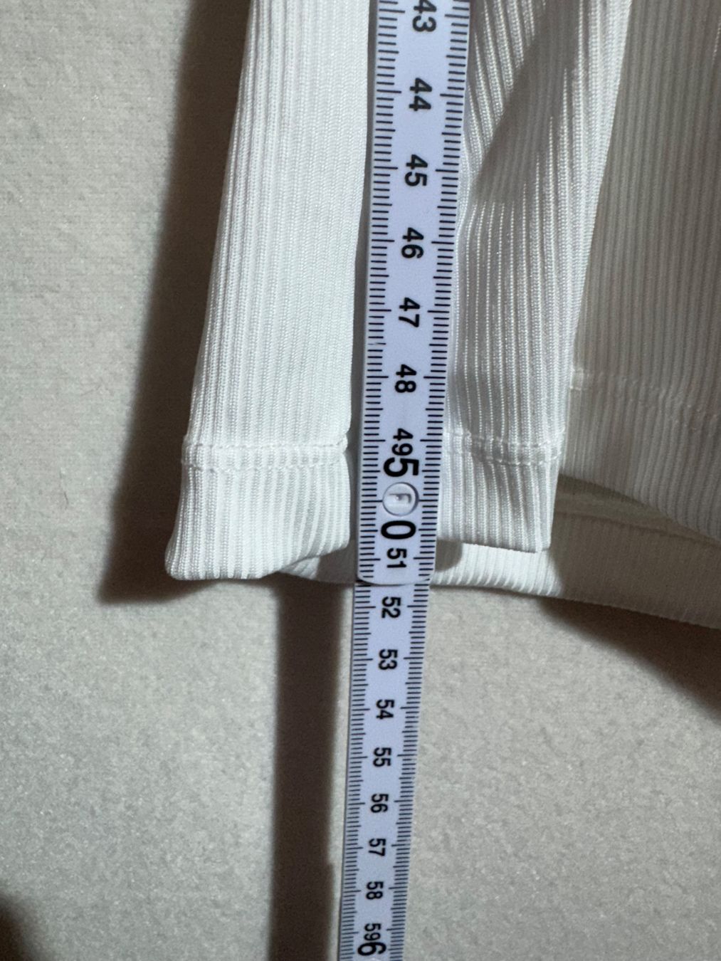Top: Weisses basic mit Cups Gr. L – Nuovo (secondo la descrizione) da Grosswangen venduto da SALE_SALE_SALE 6