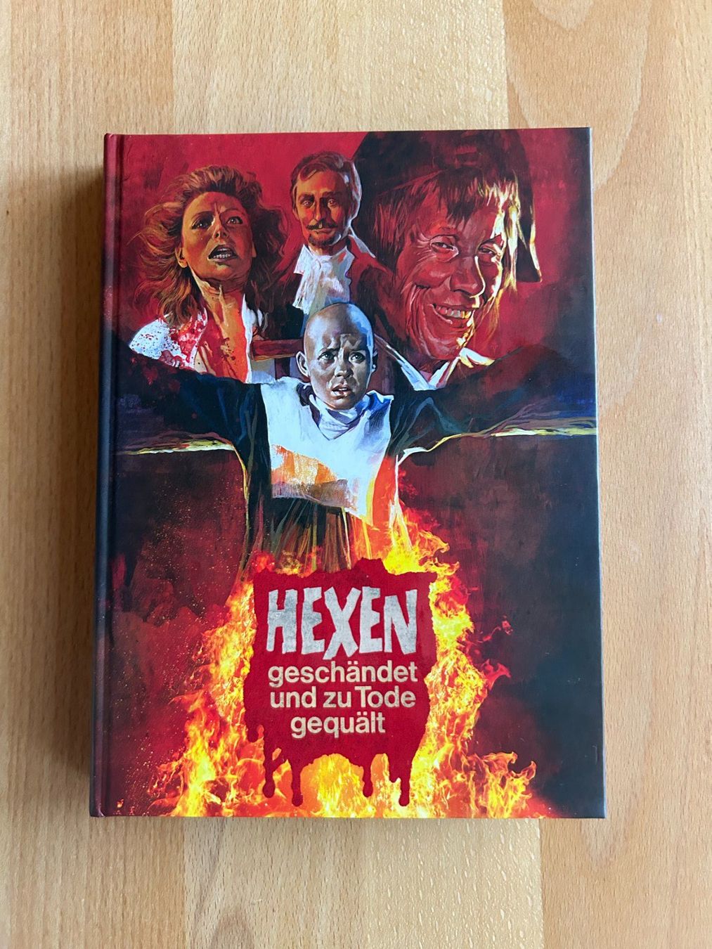 Tutti i DVDs: Hexen geschändet und zu Tode gequält (1973) – Usato da Bubikon venduto da cinerama01