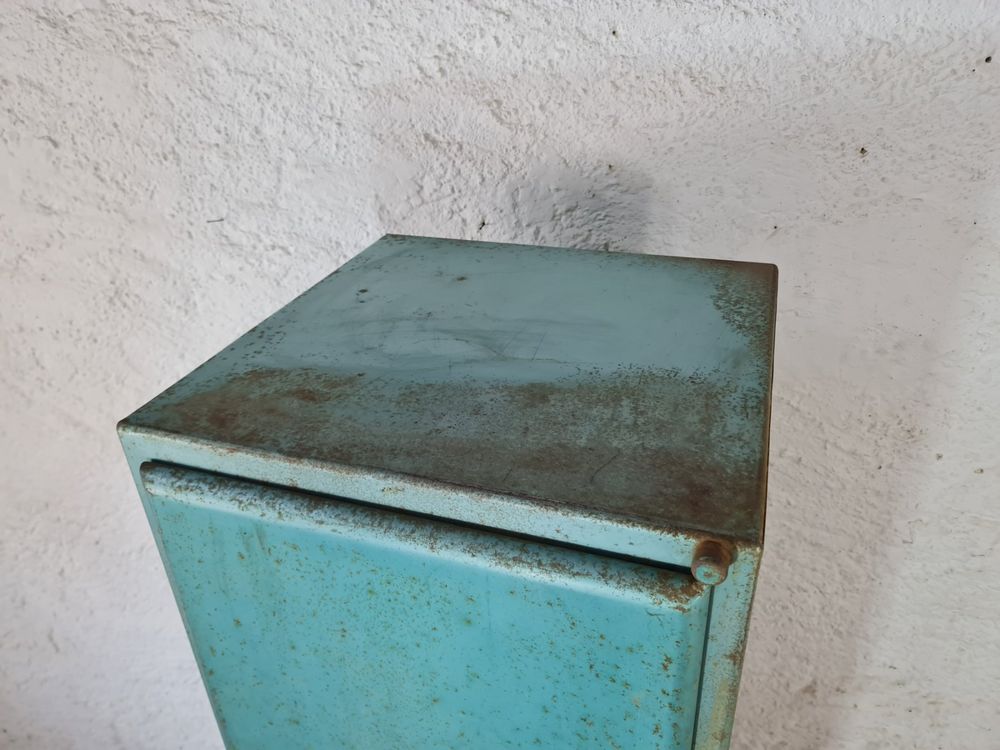 Armoires: Vintage Metallschrank, Spind, Werkstattschrank Archivschrank – D'occasion à Obfelden par Vintagebude 5