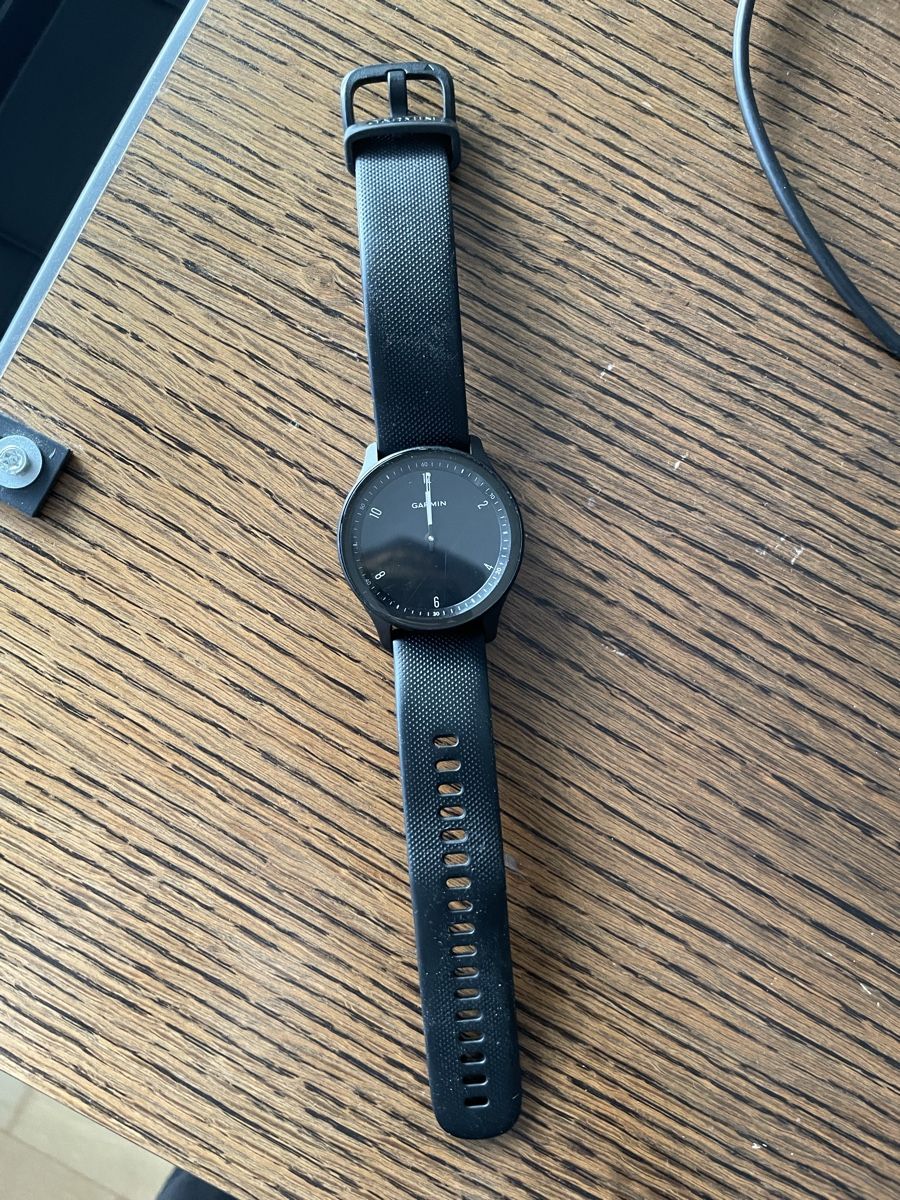 Garmin Smartwatch: Garmin Vivomove Sport – Usato da Heiligkreuz (Mels) venduto da REMI69 1