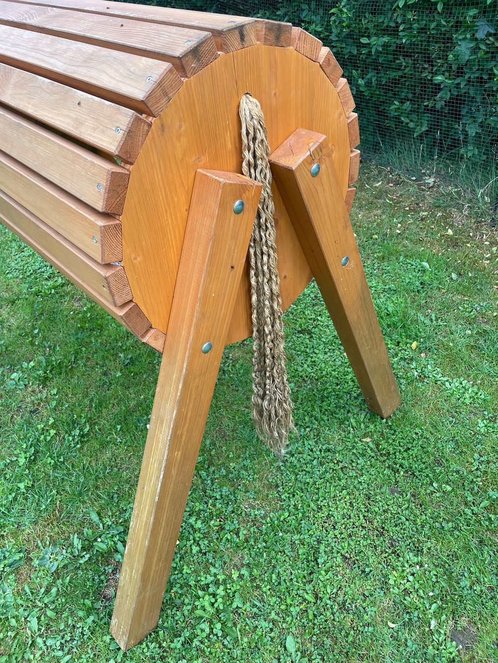 Spielzeuge: Holzpferd/Gartenpferd – Gebraucht aus Waltenschwil von hansnine 8